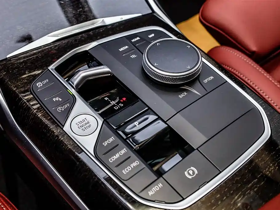 BMW 3 Series 2023 325Li M Sport Package фото 12