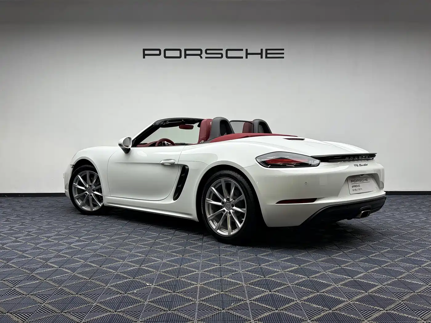 Porsche 718 2022 Boxster 2.0T фото 3