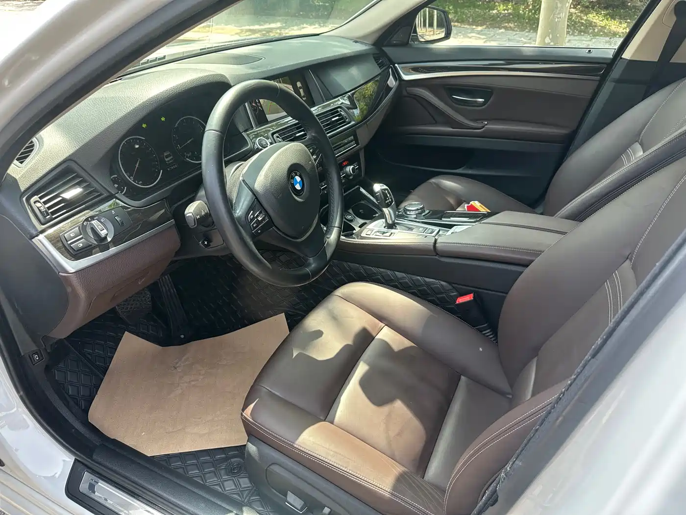 BMW 5 Series 2017 525Li Luxury Design Package фото 7