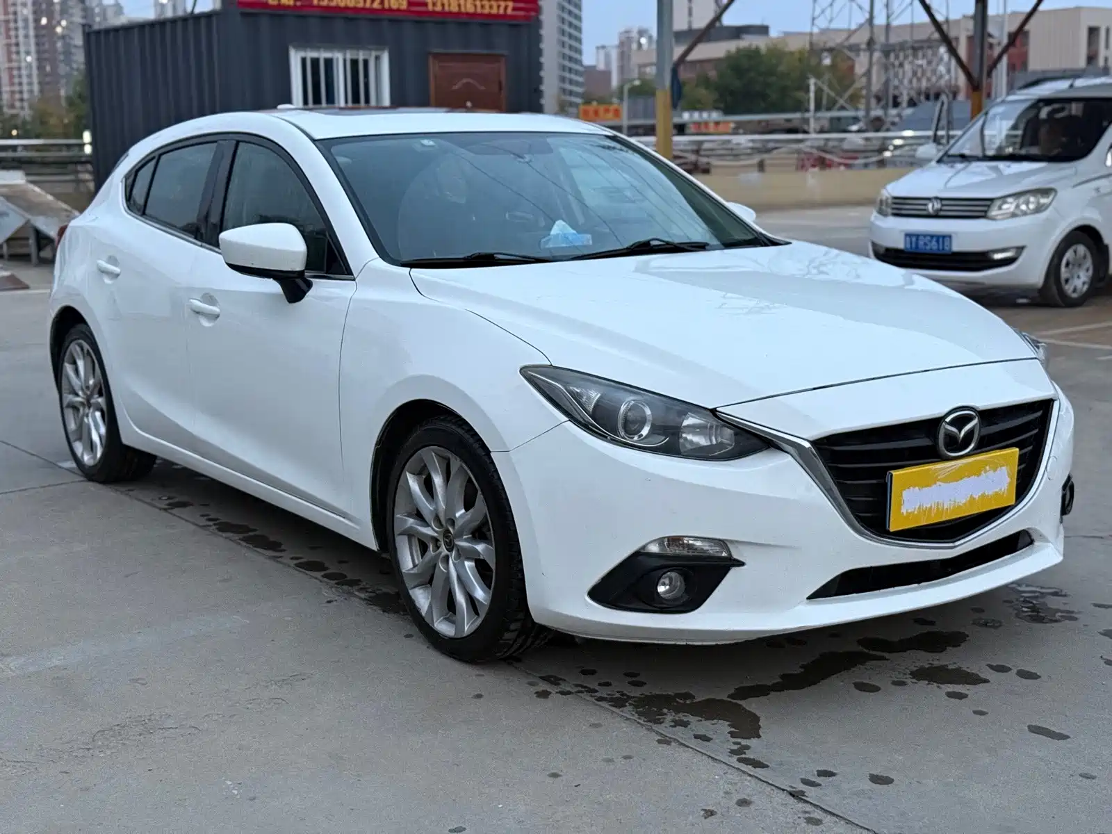 Photo 5 - Mazda Mazda 3