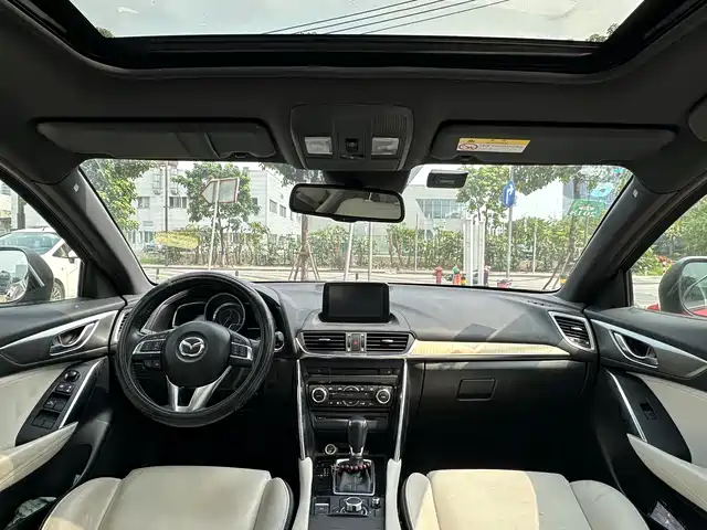 Mazda CX-4 2016 2.5L Automatic 4WD Blue Sky Fearless Edition — фото 5
