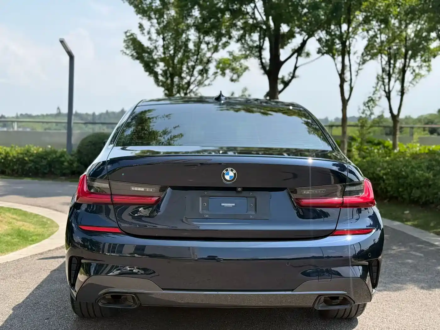 BMW 3 Series 2020 Facelift 325Li M Sport Night Edition фото 8