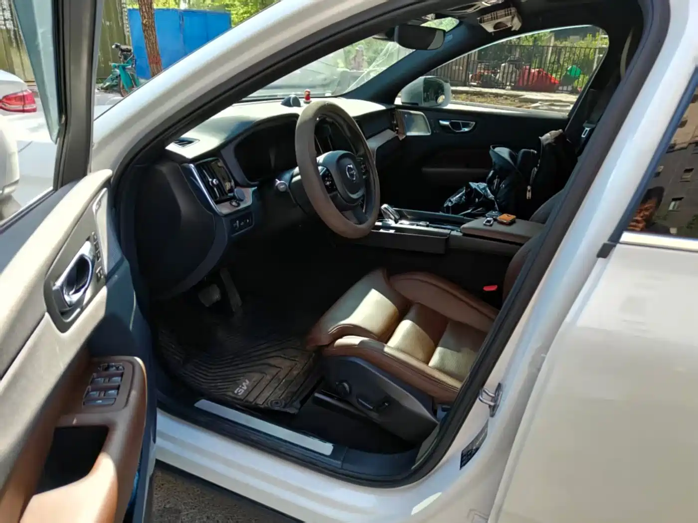 Volvo XC60 Plug-in Hybrid 2020 2021 T8 E-Drive Hybrid Inscription Luxury
