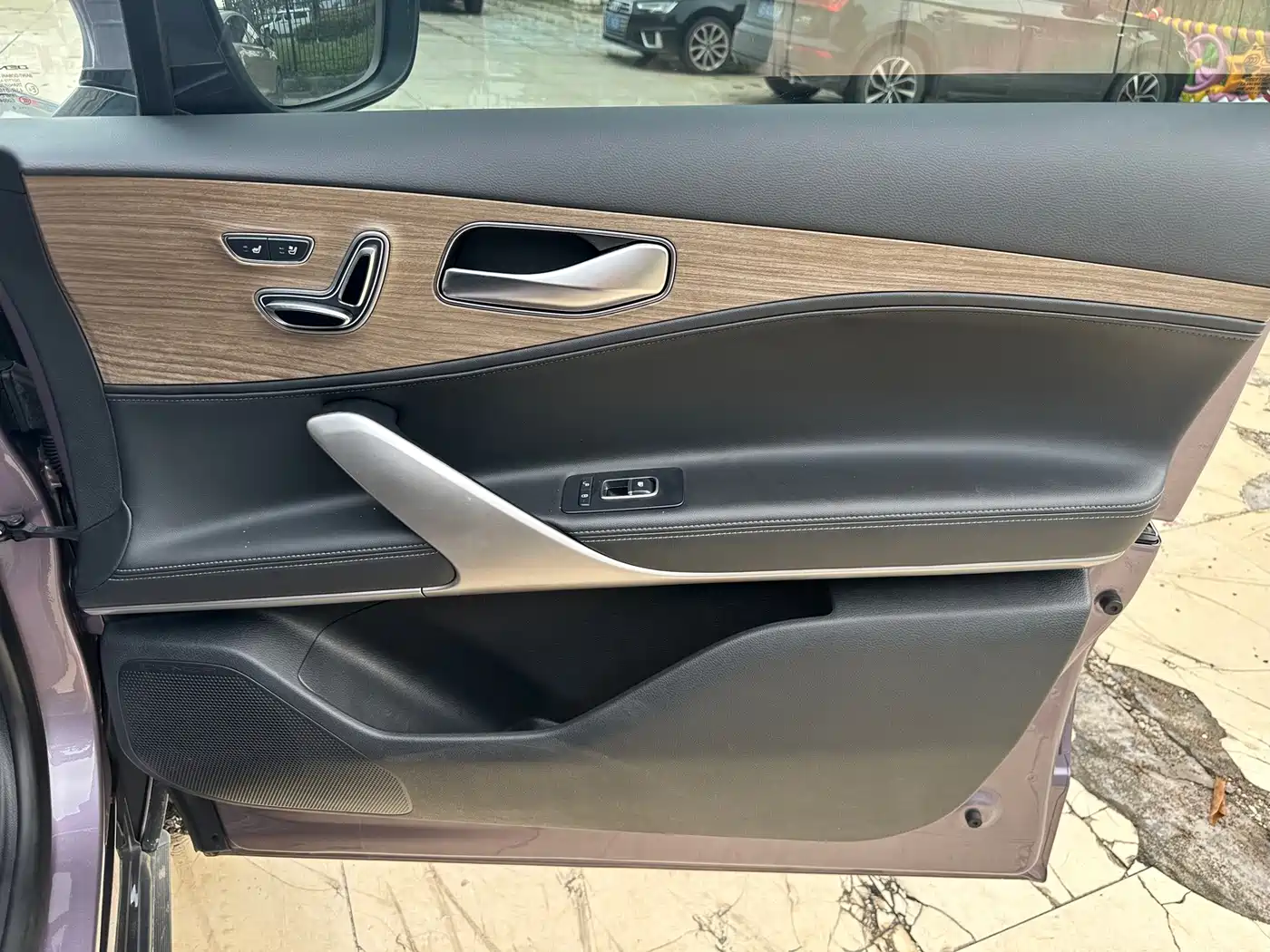 Denza X 2020 2020 Model PHEV Flagship Edition