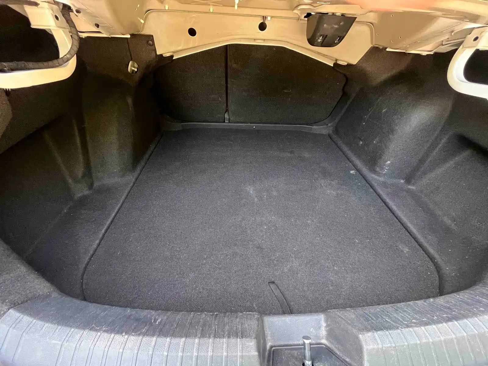 Фото 25 - Volkswagen Sagitar