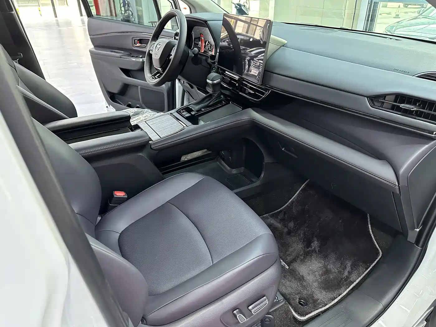 Toyota Sienna 2026