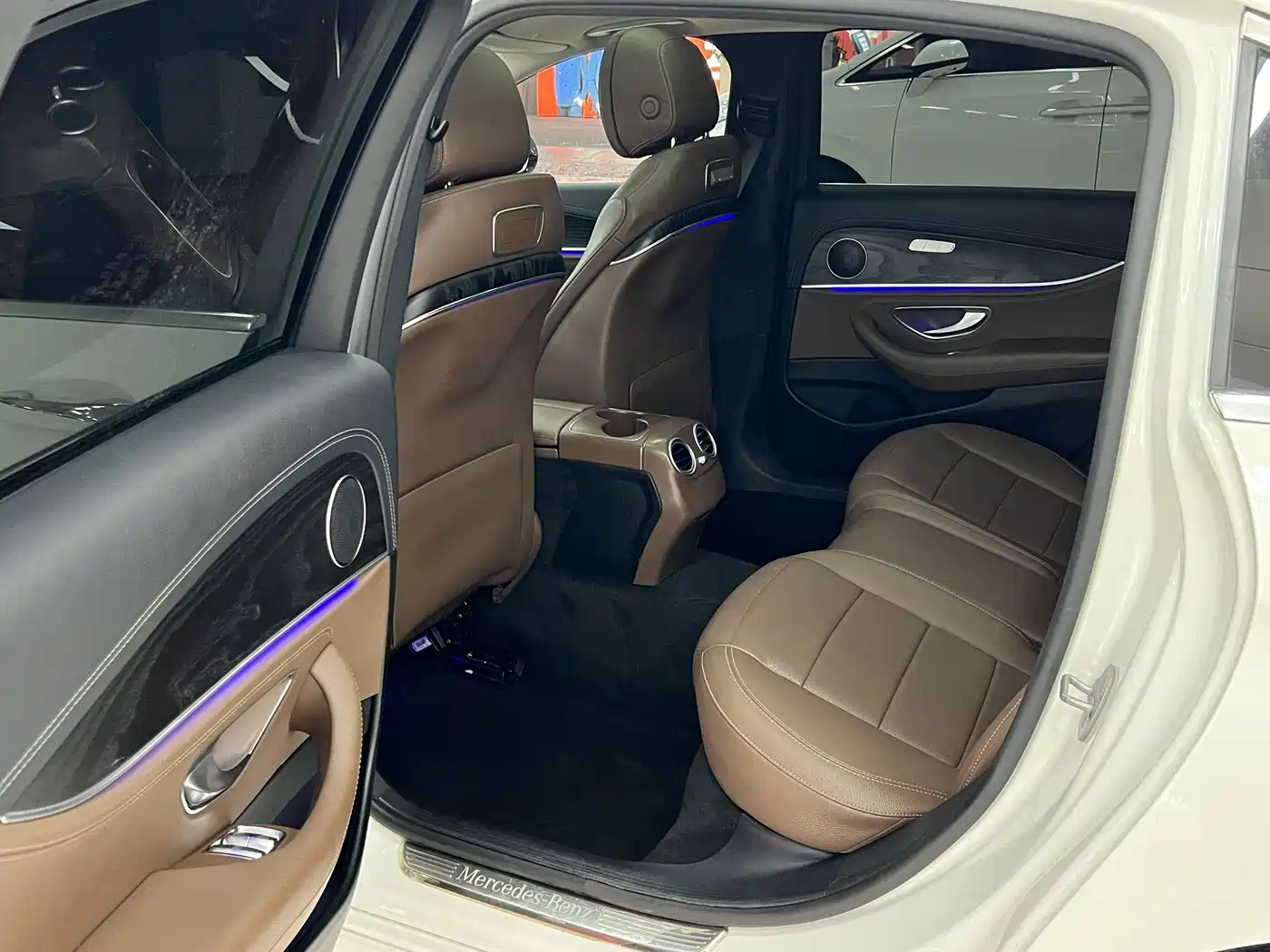 Mercedes-Benz E-Class 2020 Facelift E 300 L Sport Fashion фото 13