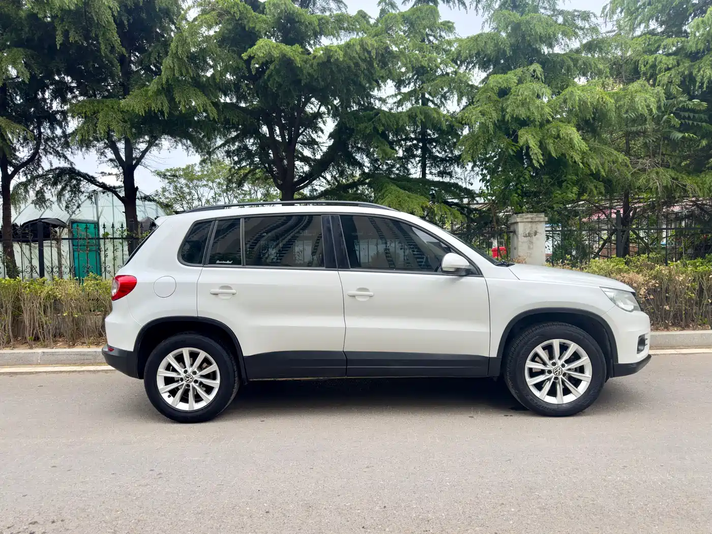 Volkswagen Tiguan 2012 1.8TSI Automatic 2WD Trend Edition фото 7