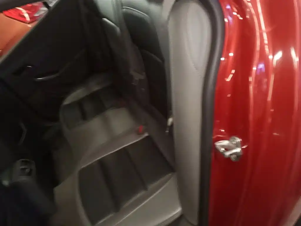 Chevrolet Malibu 2013 2.0L Automatic Luxury Edition фото 17