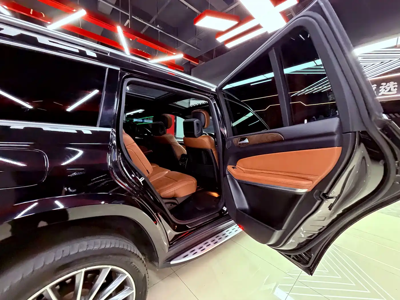 Mercedes-Benz GLS 2017 GLS 500 4MATIC фото 31