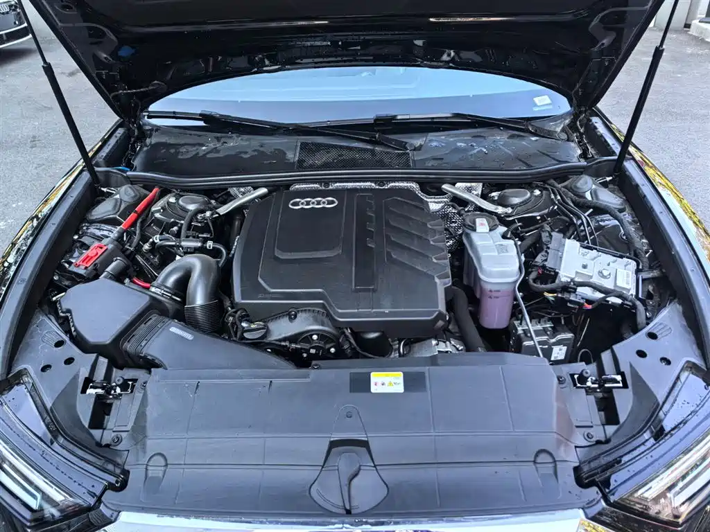 Audi A6L 2025 45 TFSI Premium Sport фото 8