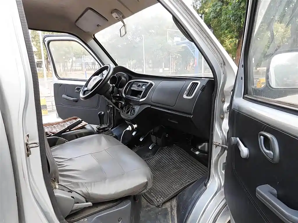 Changan Kaicheng Changan Shenqi T20 2016 2016 1.5L Petrol Van Single Row Rear Single Tire DAM15R