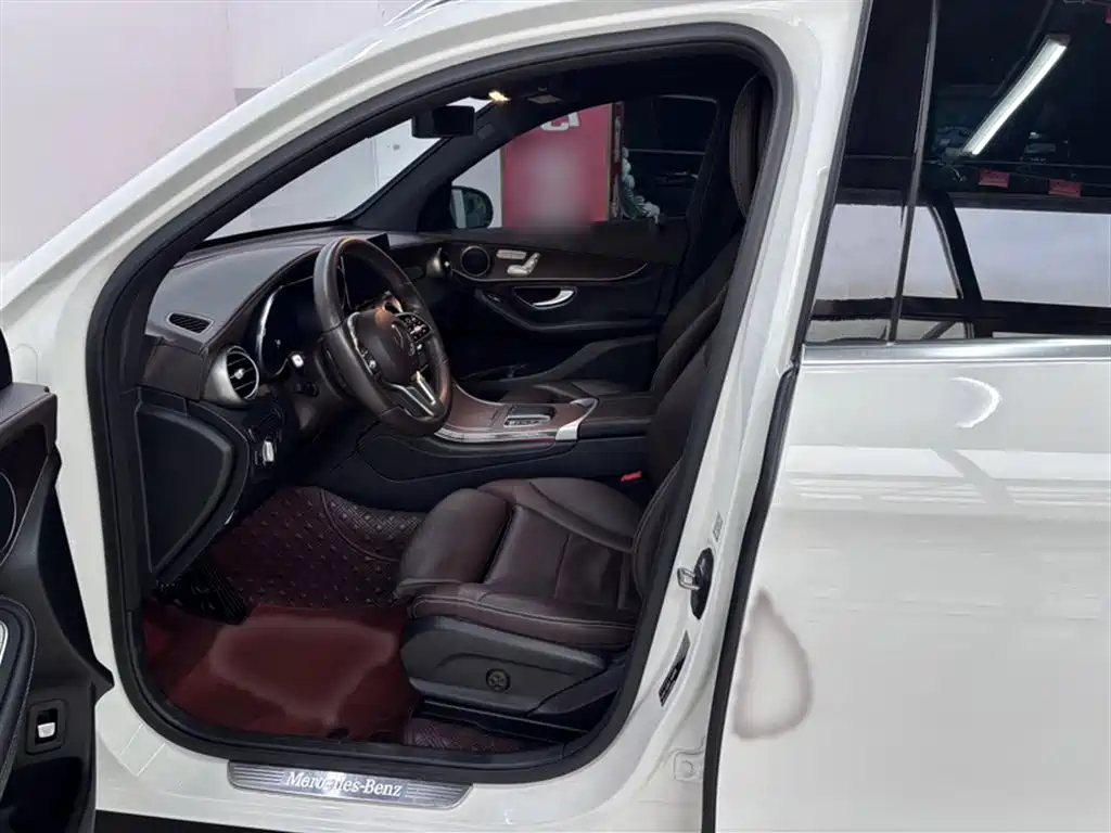 Mercedes-Benz GLC 2020 Facelift GLC 300 L 4MATIC Dynamic фото 12