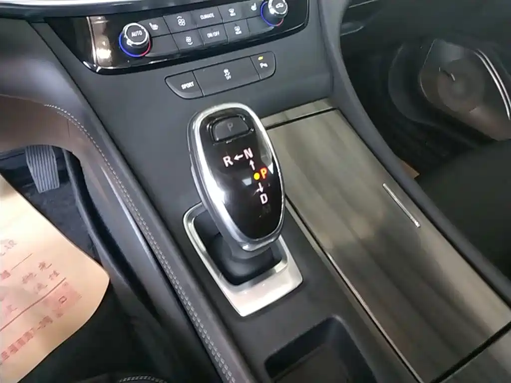 Buick LaCrosse 2021 652T Luxury Edition фото 14