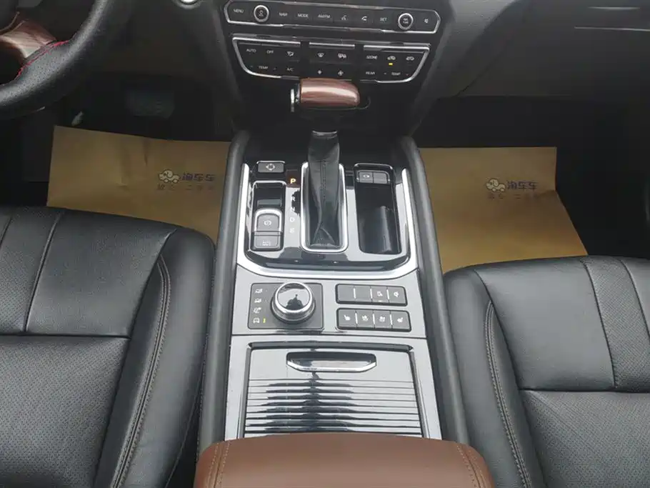 GAC Trumpchi Trumpchi GS8 2017 320T AWD Luxury Smart Connect (7-Seater) фото 16