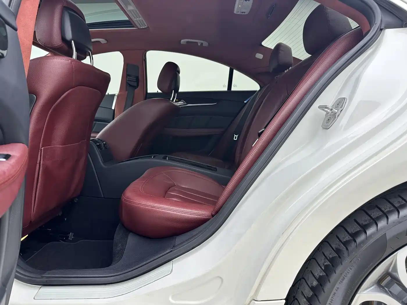 Mercedes-Benz CLS 2015 CLS 260 фото 11