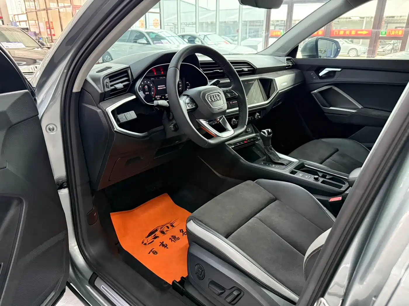 Audi Q3 2022 35 TFSI Fashion Dynamic фото 4