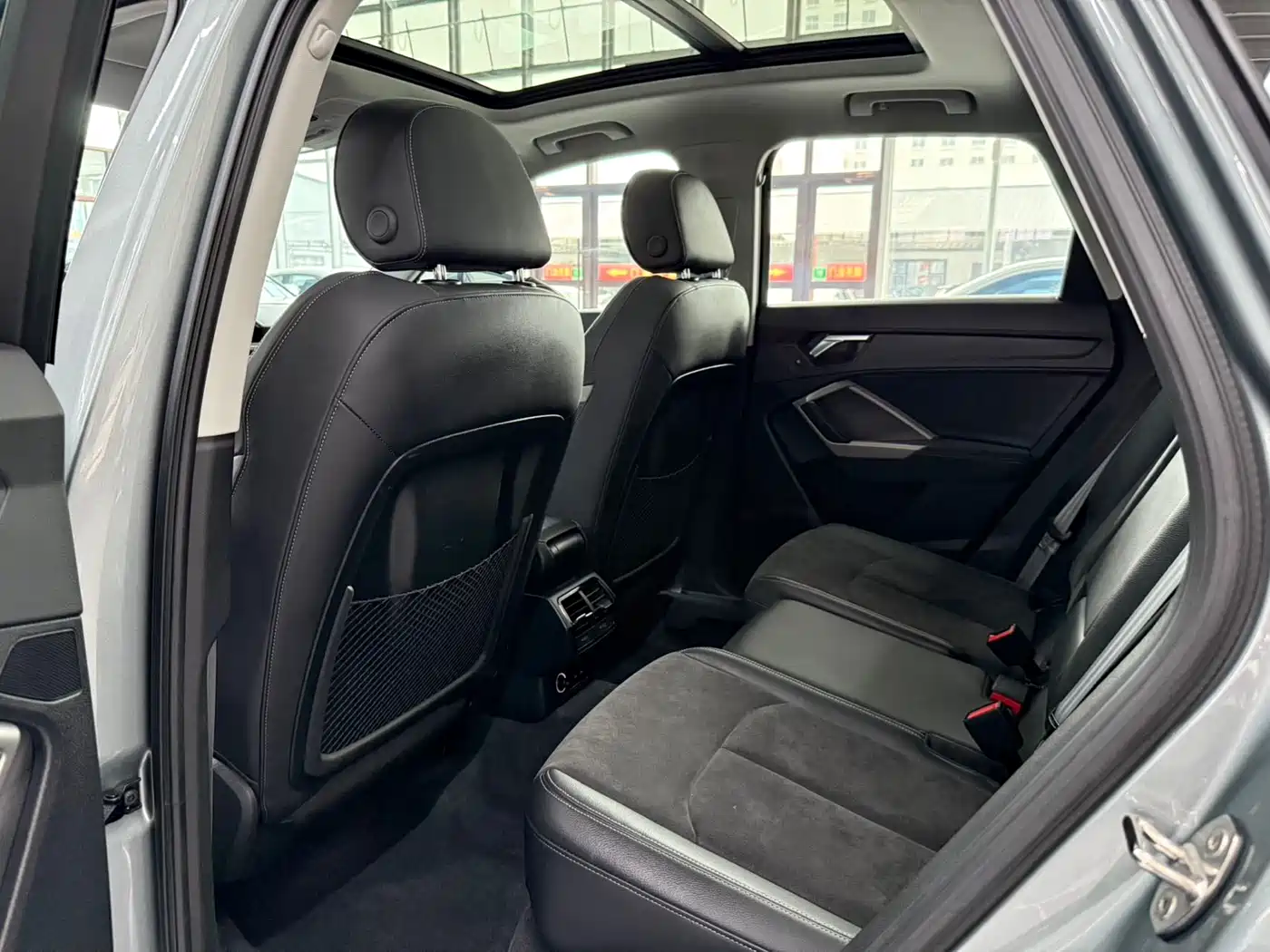 Audi Q3 2022 35 TFSI Fashion Dynamic фото 6