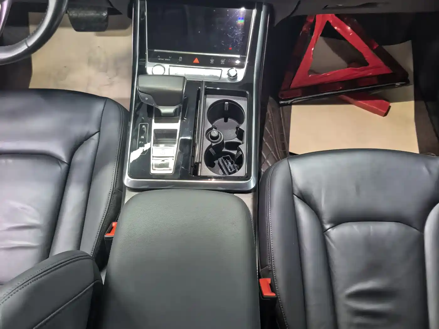 Audi Q8 2019 55 TFSI Luxury Dynamic фото 4