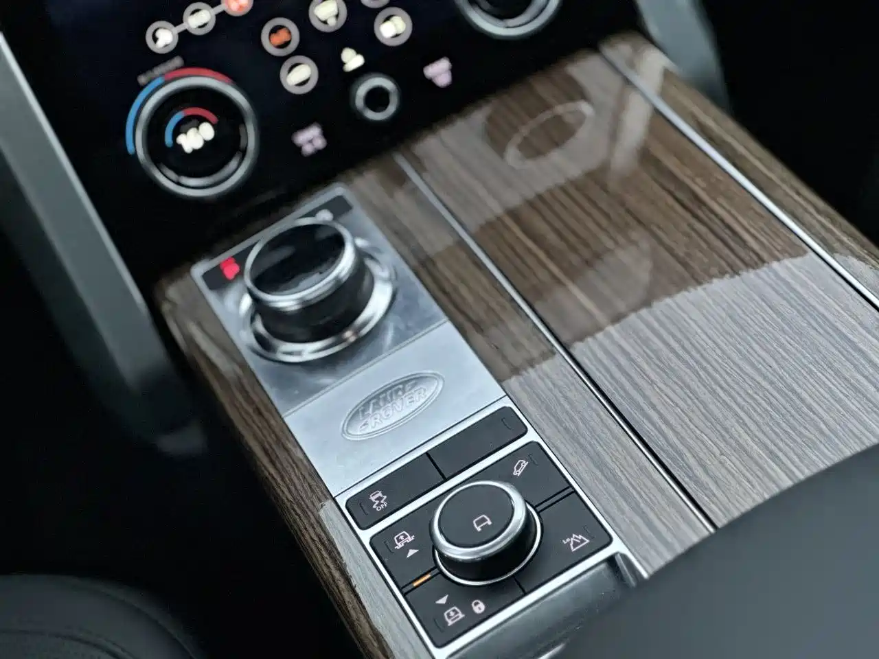 Land Rover Range Rover 2019 3.0 SCV6 Heritage Edition фото 11