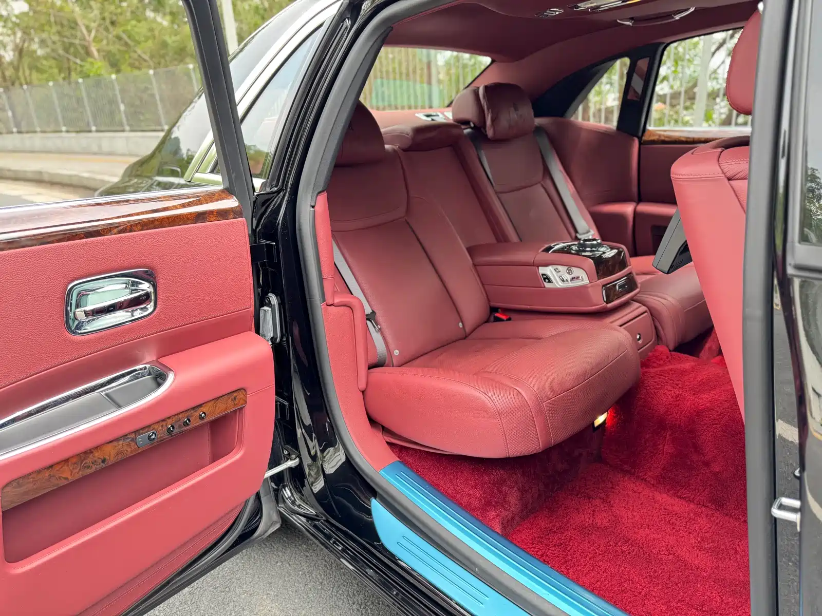 Фото 21 - Rolls-Royce Ghost