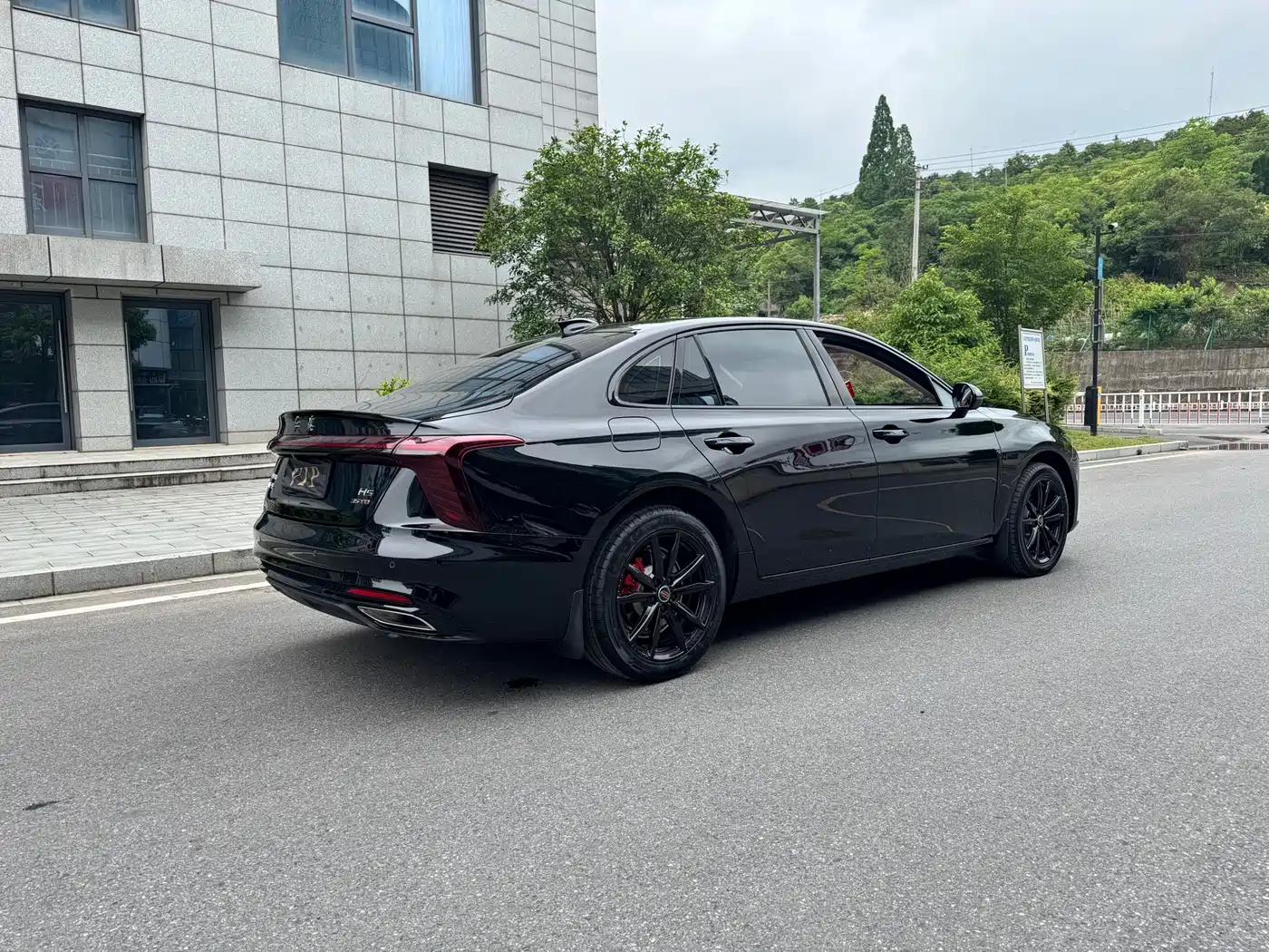Hongqi H5 2025 1.5T DCT Mystic Shadow фото 5