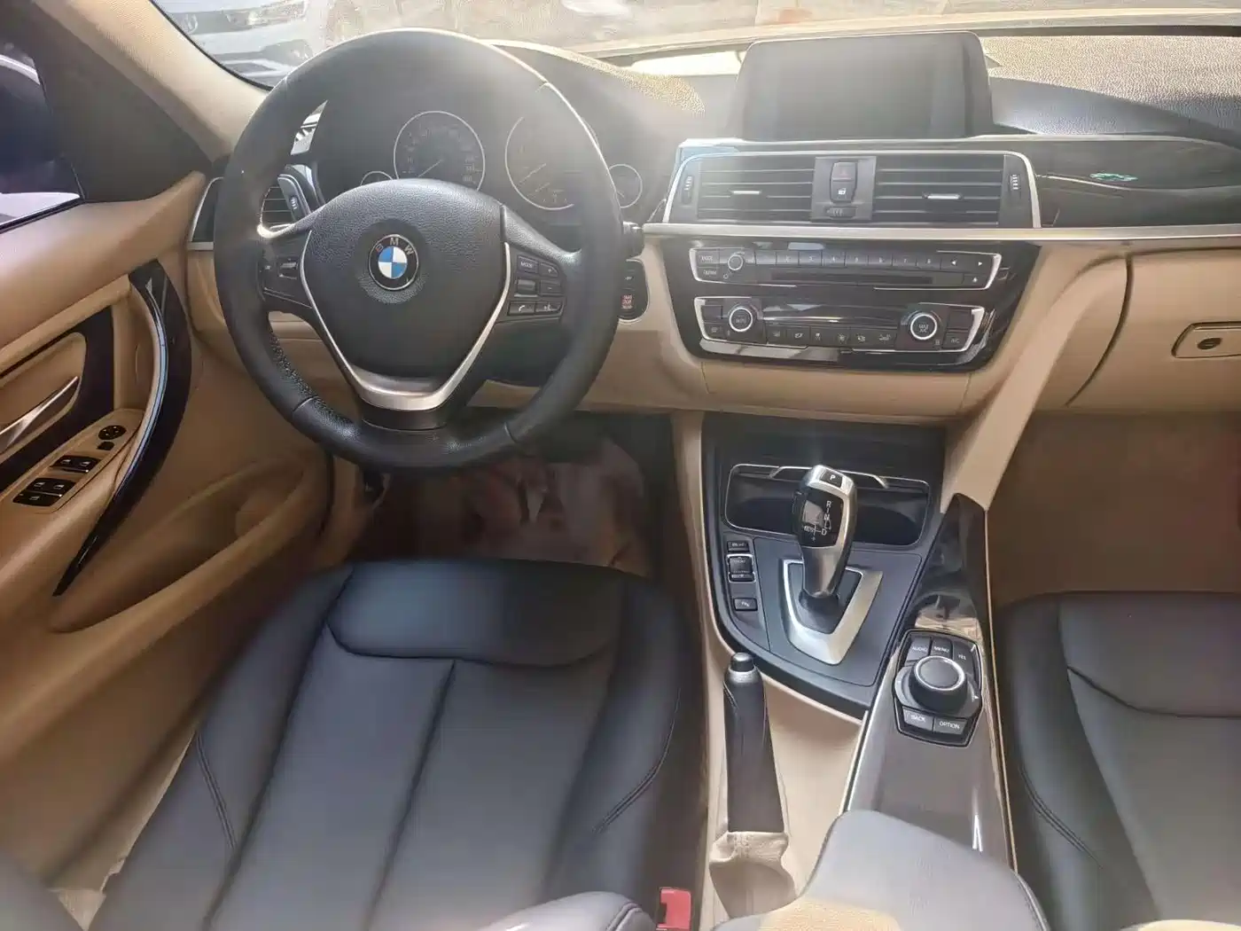 BMW 3 Series 2016 320Li Fashion Model фото 8