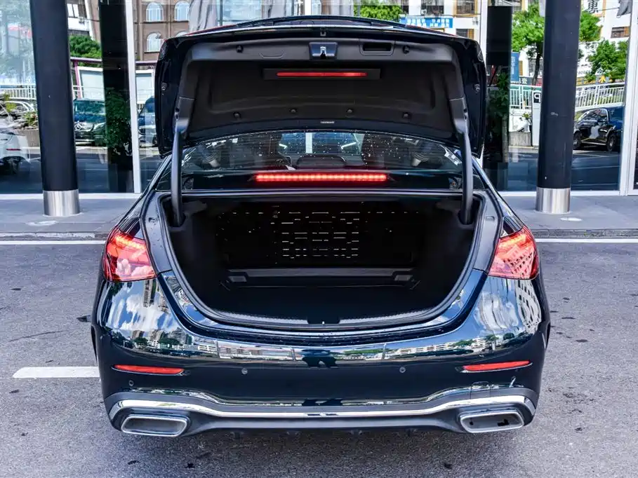 Mercedes-Benz C-Class 2024 Facelift III C 260 L Sport фото 6