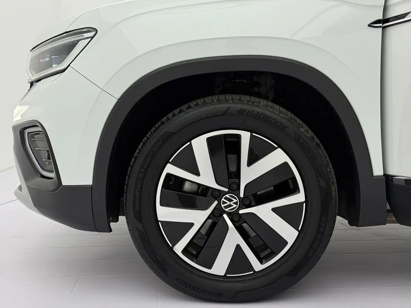 Volkswagen Tayron 2023 280TSI 2WD Luxury Plus Advanced Edition фото 21