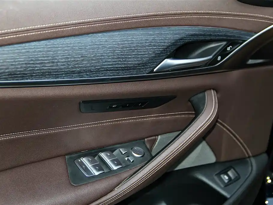 BMW 5 Series 2021 530Li Leading M Sport Package фото 27