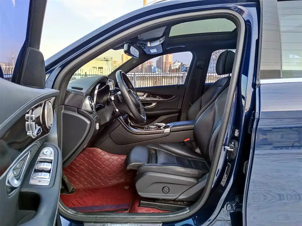 Mercedes-Benz GLC 2016 GLC 260 4MATIC Dynamic фото 7
