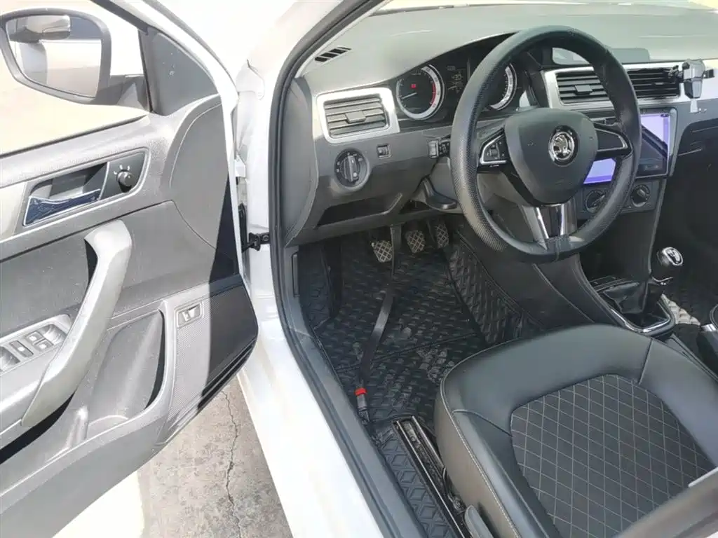 SKODA XIN RUI