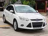 Фото 3 - Ford Focus
