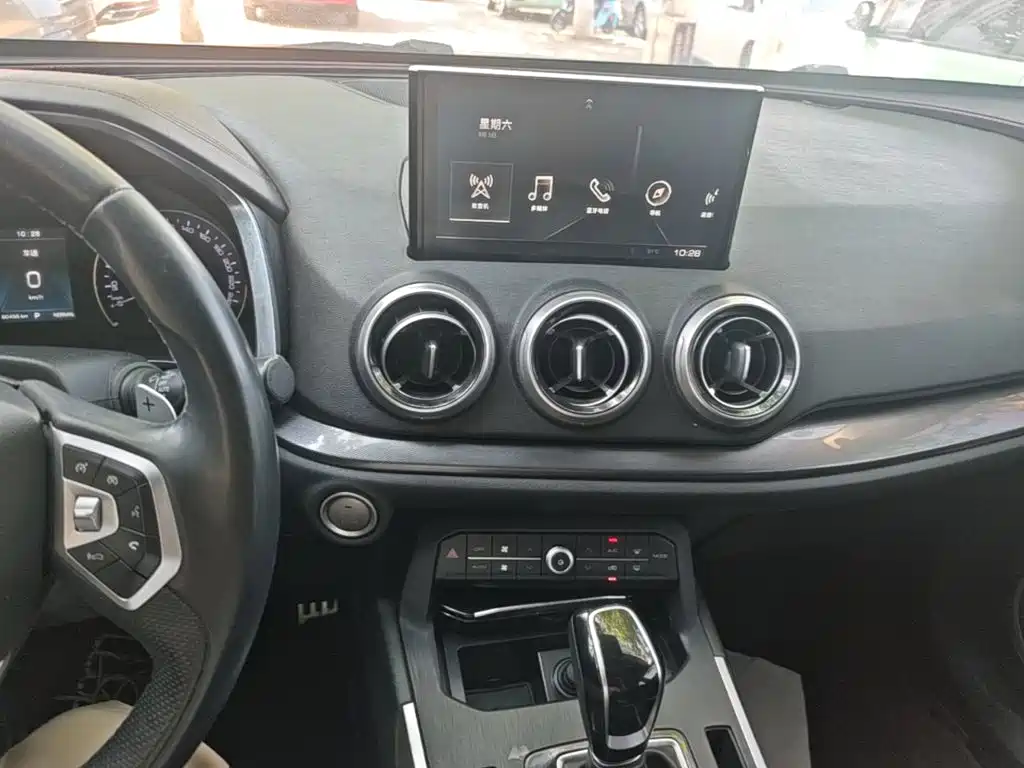 WEY VV5 2017 2017 2.0T Super Luxury Model