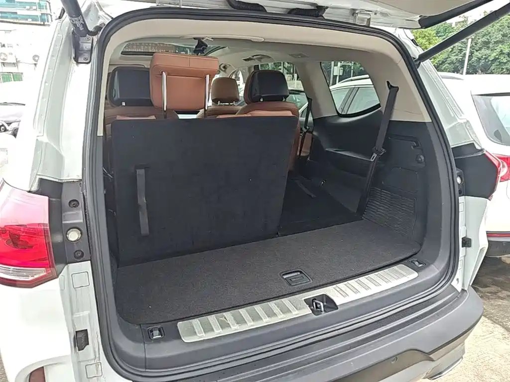 SAIC Maxus D90 2017 2.0T Automatic 2WD Uranus фото 19