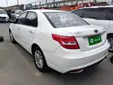 Фото 5 - Geely Vision