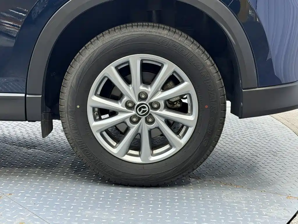 Фото 8 - Mazda CX-5