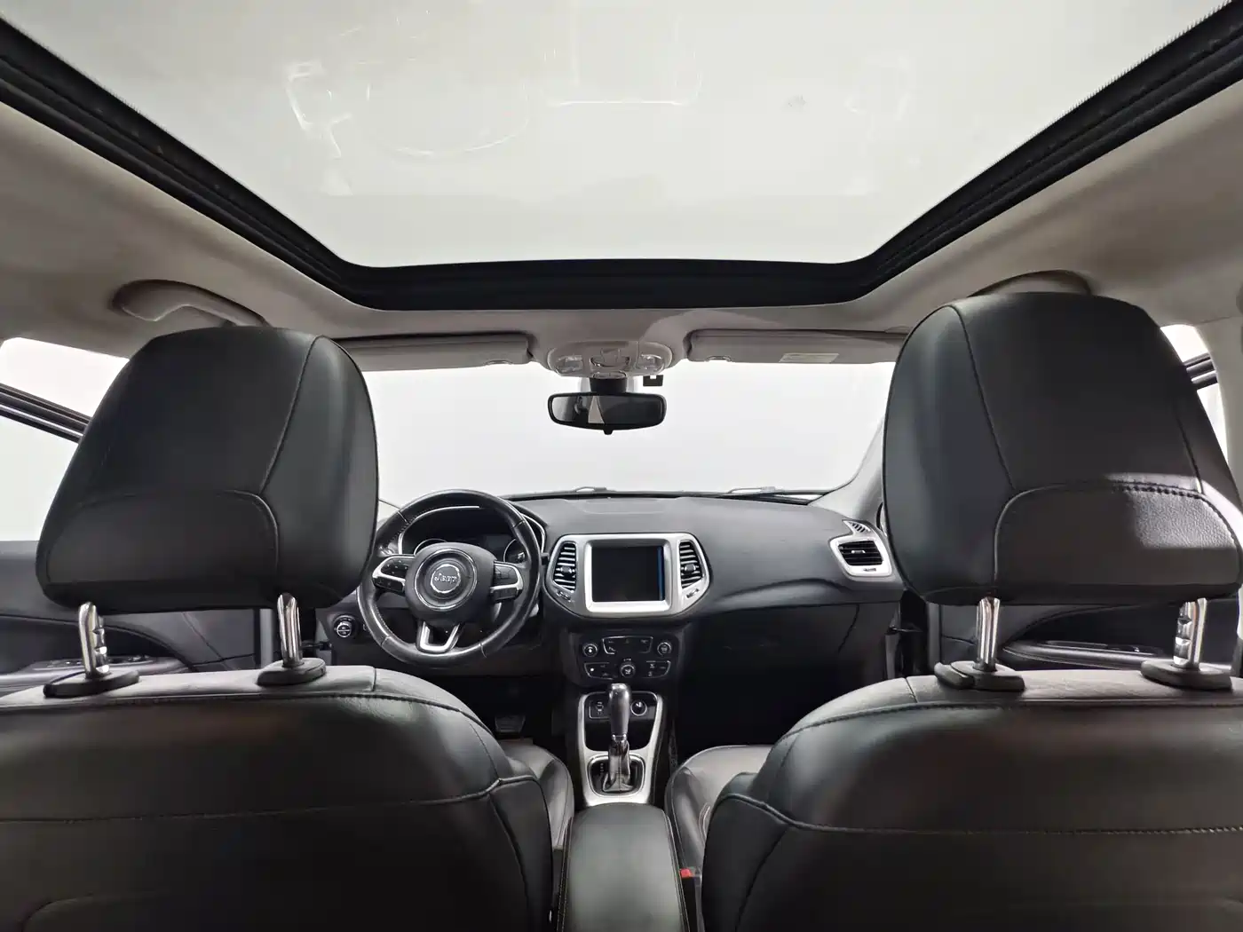 صورة 11 - Jeep Compass