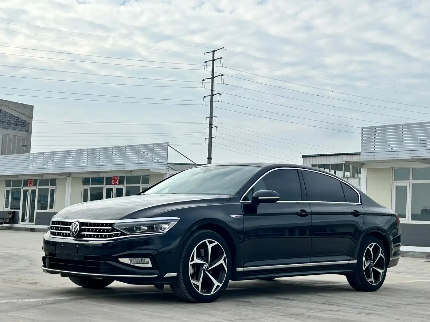 Volkswagen Magotan 2023 Model 2 Million Commemorative Edition 380TSI DSG Flagship
