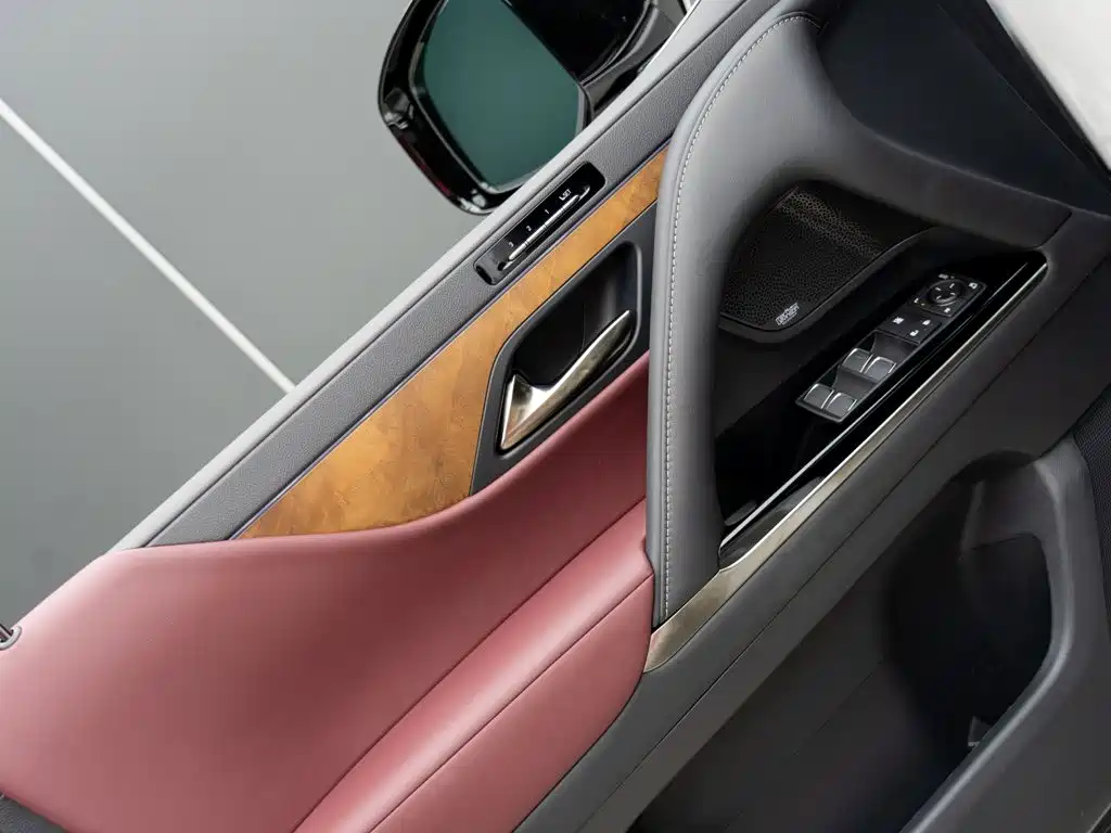 Lexus LX 2026 2025 700h Boundary Edition