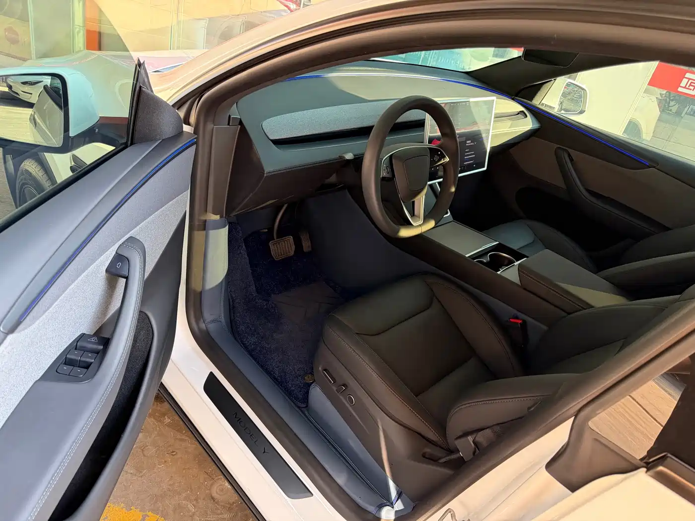 Tesla Model Y 2026 2026 Rear-Wheel Drive