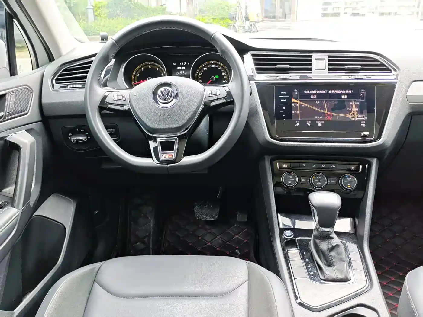 Volkswagen Tiguan L 2018 330TSI Automatic 2WD Flagship Edition фото 12