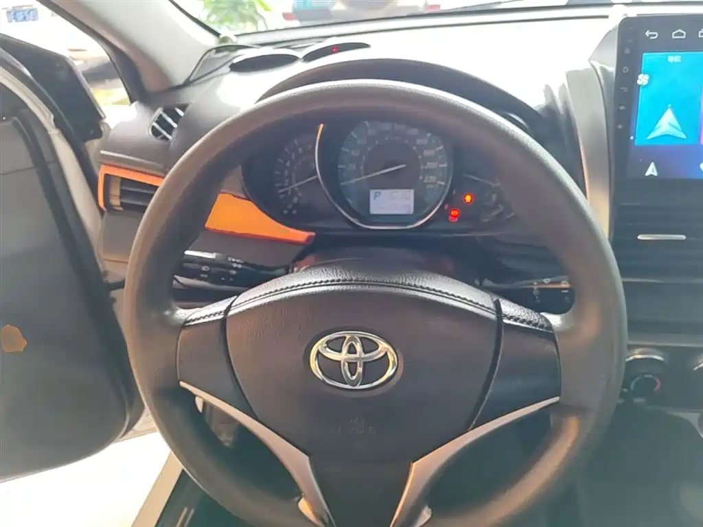 Toyota YARiS L Zhi Xuan 2015 1.5E Auto Charming Edition фото 11