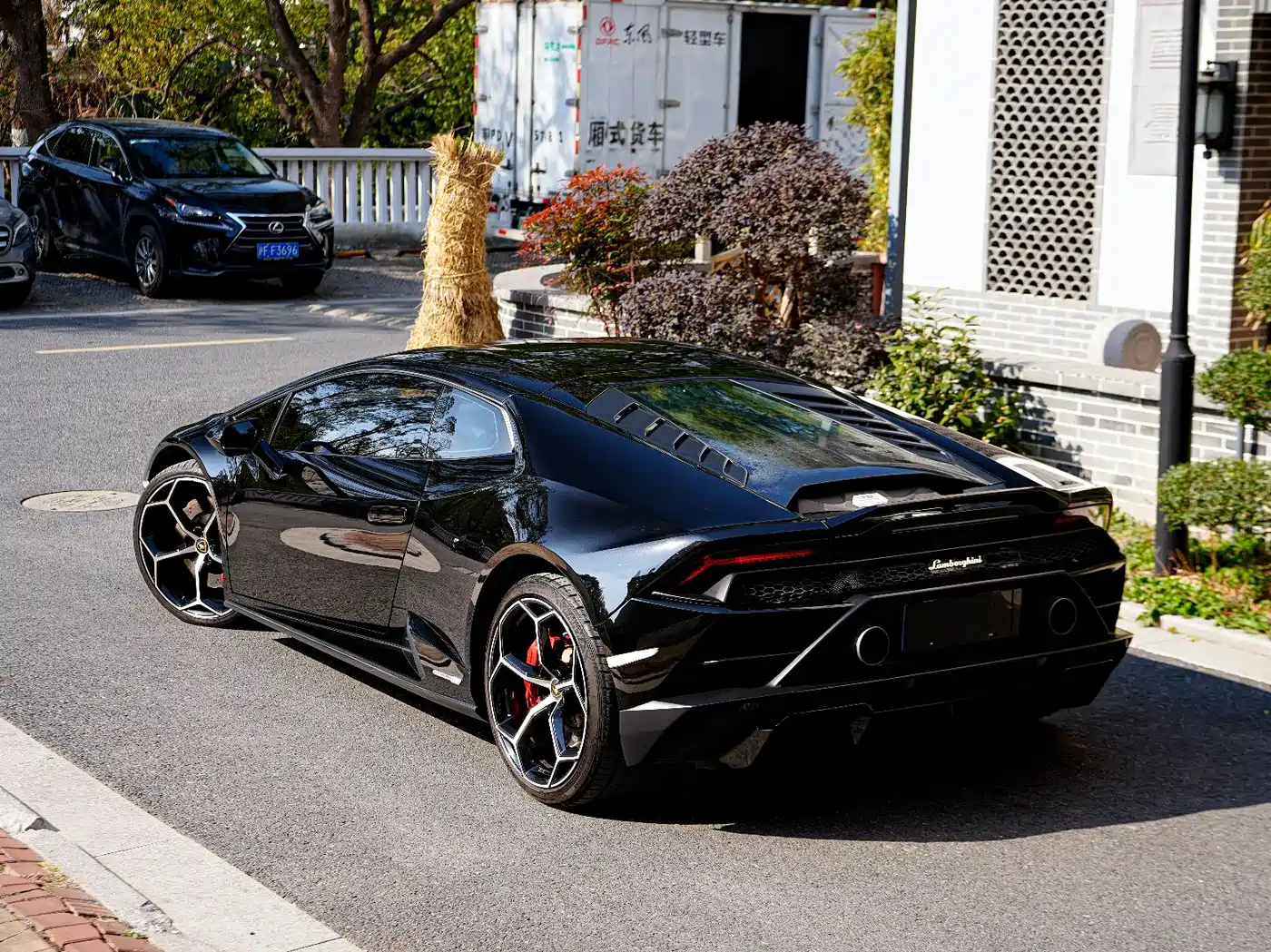 Lamborghini Huracán 2020 Huracán EVO RWD фото 7