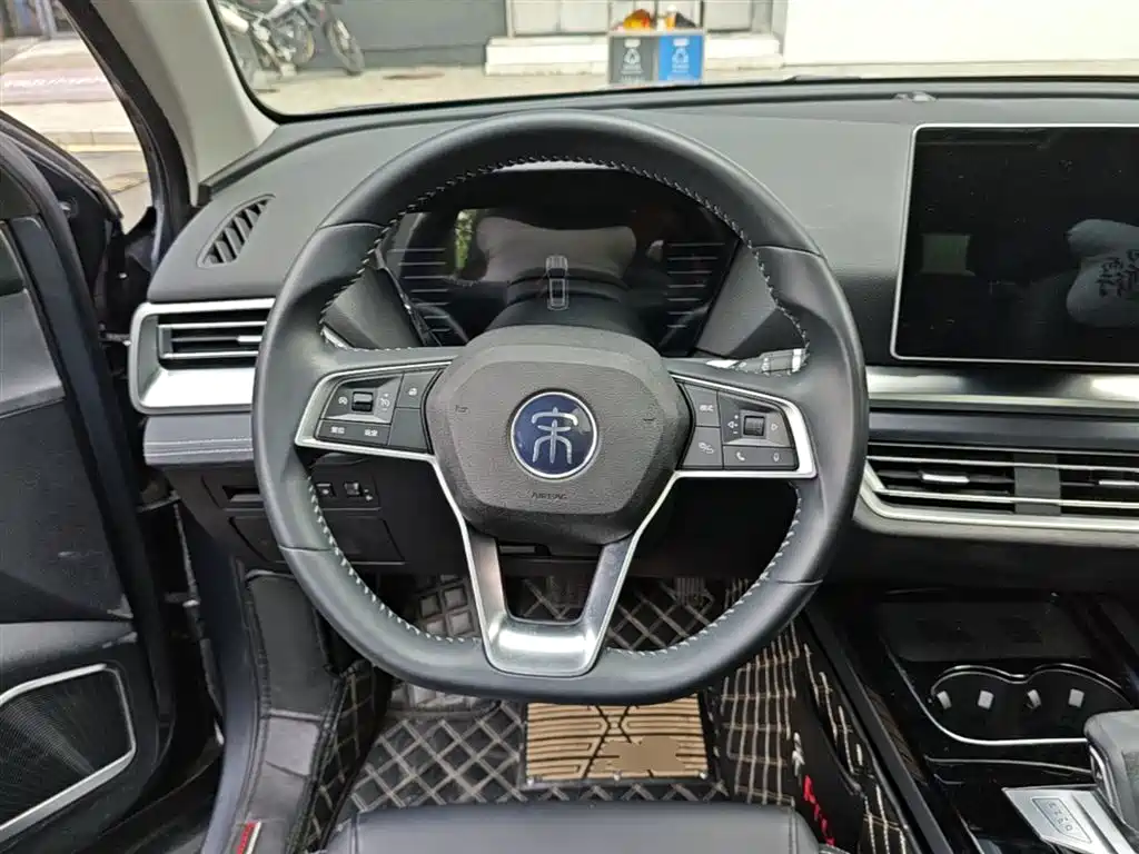 BYD Song Pro New Energy 2019 DM 1.5T 4WD Performance Luxury фото 11