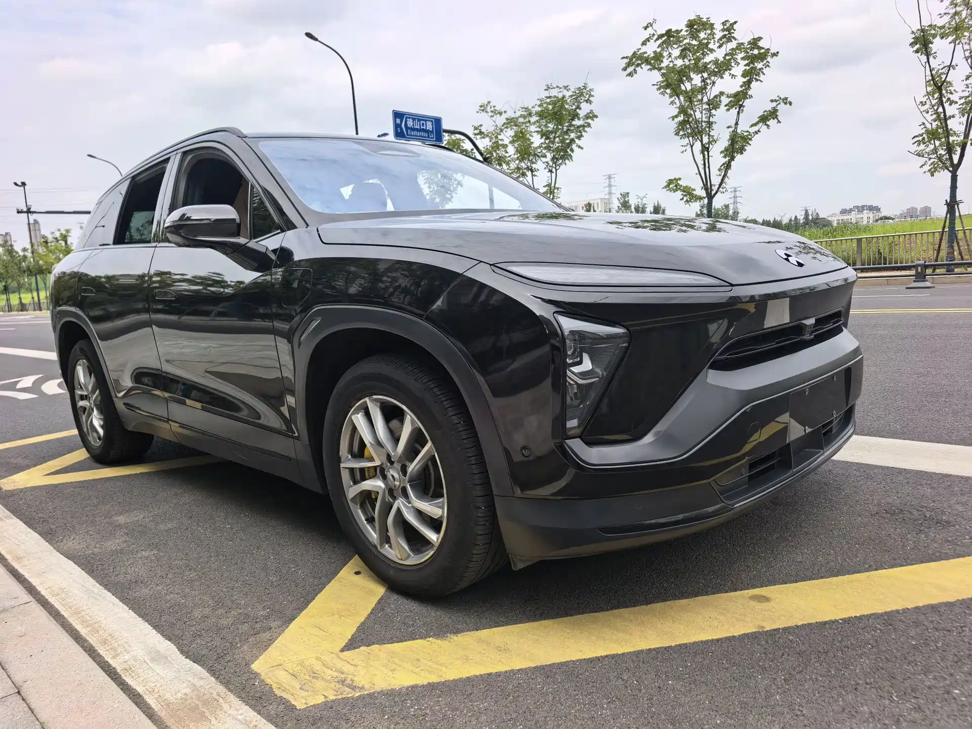 Фото 3 - NIO ES6