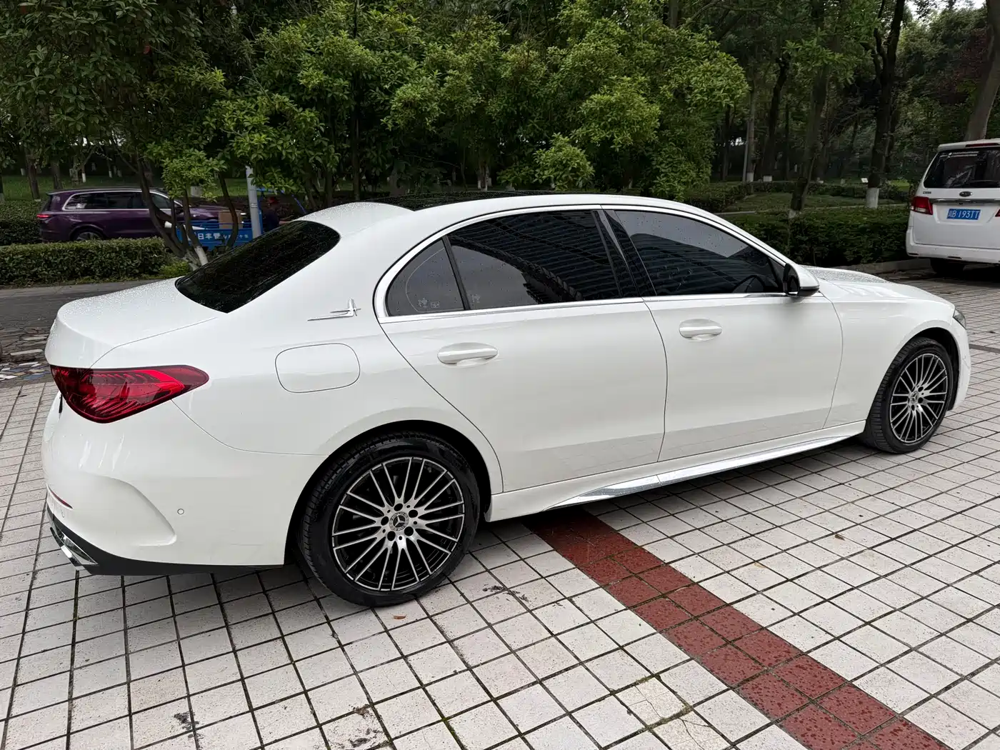 Mercedes-Benz C-Class 2023 Facelift C 260 L Sport Edition фото 4