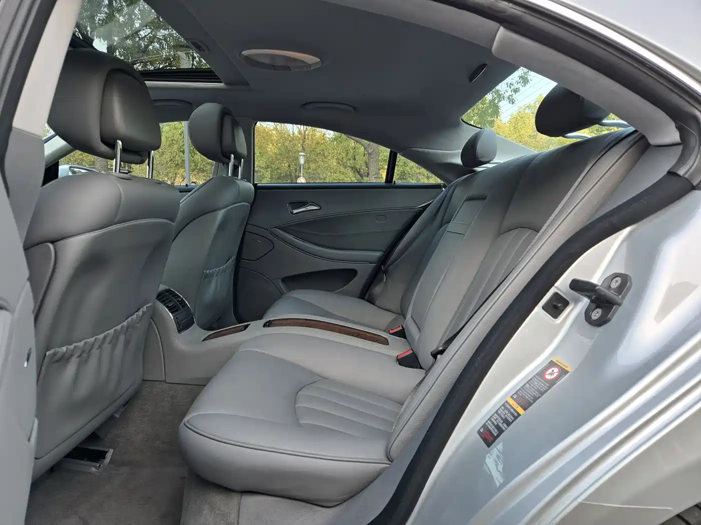 Mercedes-Benz CLS 2009 CLS 300 фото 8