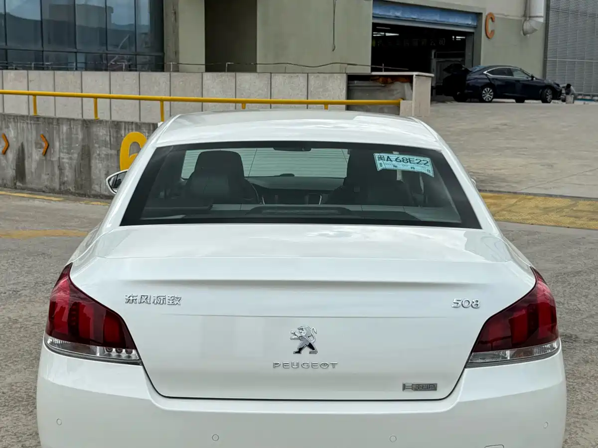 Peugeot 508 2015 1.6THP Auto Excellence Edition фото 4