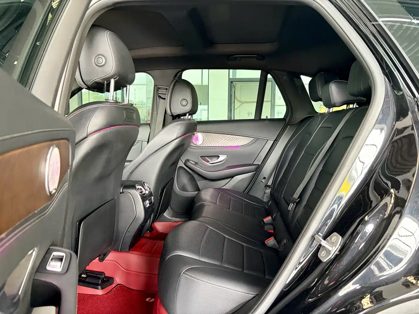 Mercedes-Benz GLC 2017 GLC 300 4MATIC Dynamic фото 8